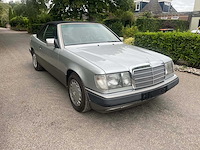 Mercedes - cabrio - 300 ce - oldtimer - afbeelding 2 van  17