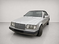 Mercedes - cabrio - 300 ce - oldtimer