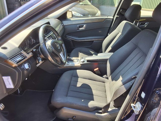 Mercedes - e klasse - e220 cdi - mercedes eklasse - afbeelding 2 van  21
