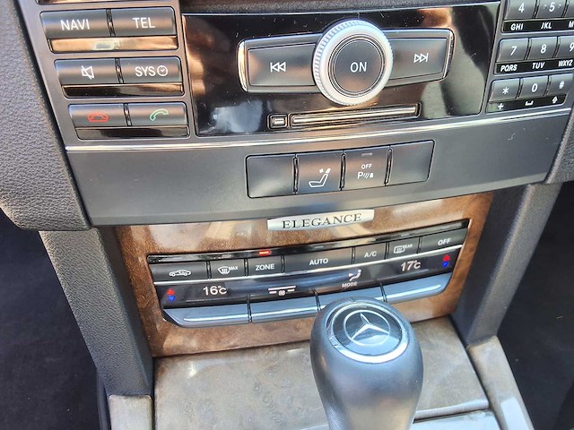 Mercedes - e klasse - e220 cdi - mercedes eklasse - afbeelding 9 van  21