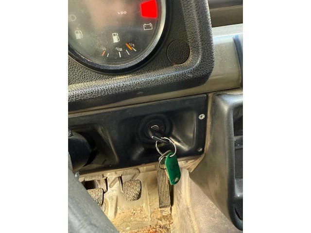 Mercedes - g-klasse - puch 300gd - personenauto - afbeelding 6 van  29