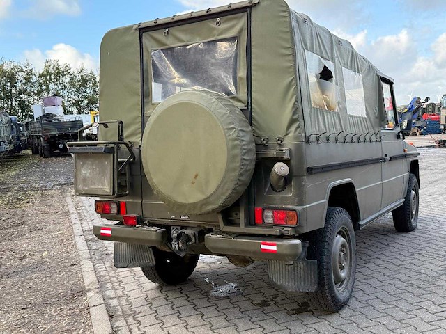 Mercedes - g-klasse - puch 300gd - personenauto - afbeelding 27 van  29