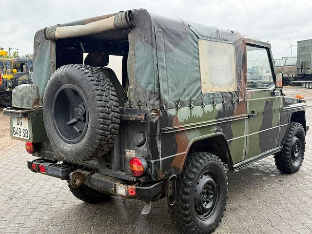 Mercedes - g250 - cabrio - personenauto - afbeelding 2 van  6