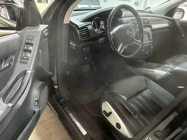 Mercedes - r350 cdi 4matic lang automaat - duitse papieren (+€900 nl kenteken + apk) - afbeelding 19 van  21
