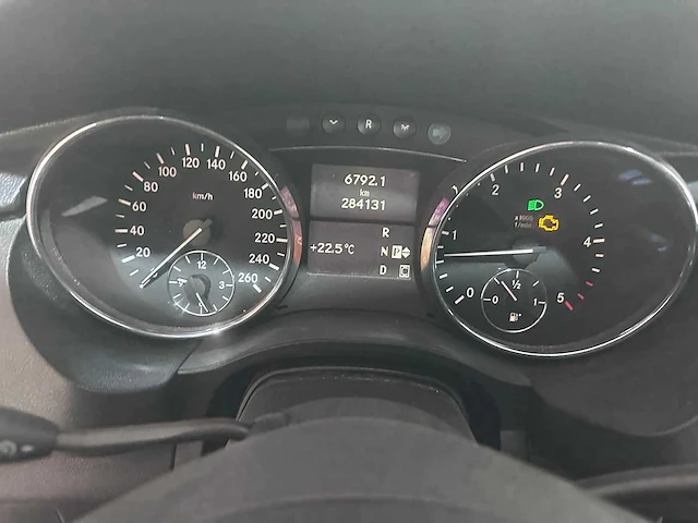 Mercedes - r350 cdi 4matic lang automaat - duitse papieren (+€900 nl kenteken + apk) - afbeelding 21 van  21