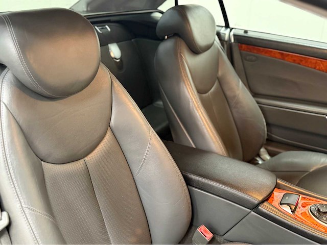 Mercedes - sl 500 - personenauto - 2001 - afbeelding 7 van  31