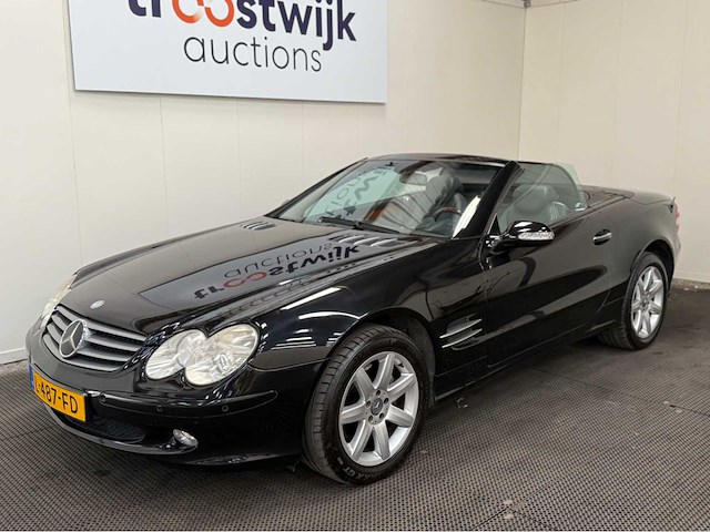 Mercedes - sl 500 - v8 - personenauto - 2001 - afbeelding 23 van  35