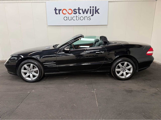 Mercedes - sl 500 - v8 - personenauto - 2001 - afbeelding 30 van  35