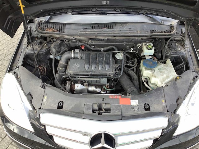 Mercedes - stationwagen - b180cdi - personenauto - afbeelding 4 van  25