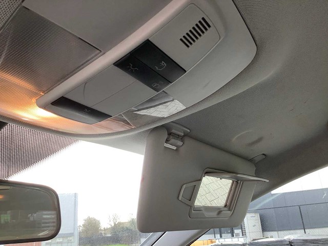 Mercedes - stationwagen - b180cdi - personenauto - afbeelding 16 van  25