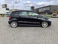 Mercedes - stationwagen - b180cdi - personenauto - afbeelding 21 van  25