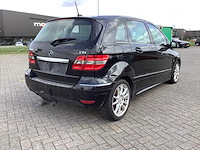 Mercedes - stationwagen - b180cdi - personenauto - afbeelding 24 van  25