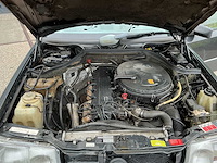 Mercedes - verlengde 6 deur sedan pullman - w124 260 e lang - oldtimer - afbeelding 10 van  17