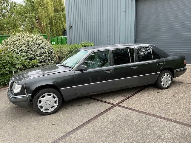 Mercedes - verlengde 6 deur sedan pullman - w124 260 e lang - oldtimer - afbeelding 4 van  17