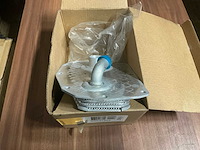 Mercedes 00031352 oliekoeler - afbeelding 2 van  9