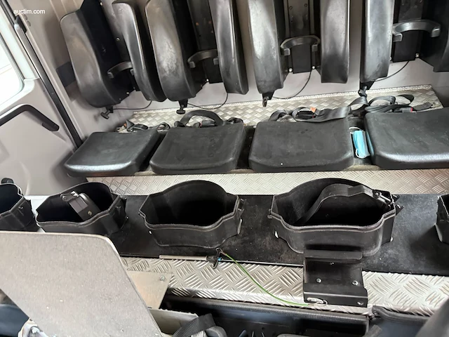 Mercedes 1325f 2000 - afbeelding 28 van  46