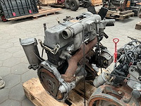 Mercedes 200d dieselmotor - afbeelding 1 van  7