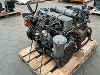 Mercedes 200d dieselmotor - afbeelding 2 van  7