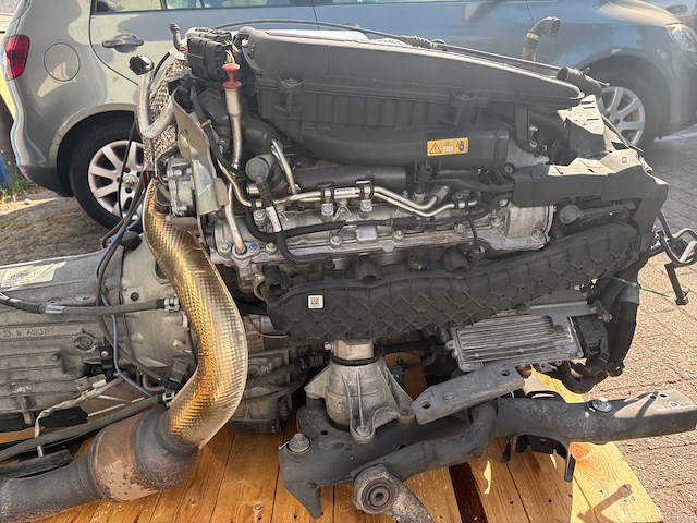 Mercedes 2015 m177.980, 3.982 cc v8 biturbo. - afbeelding 8 van  22