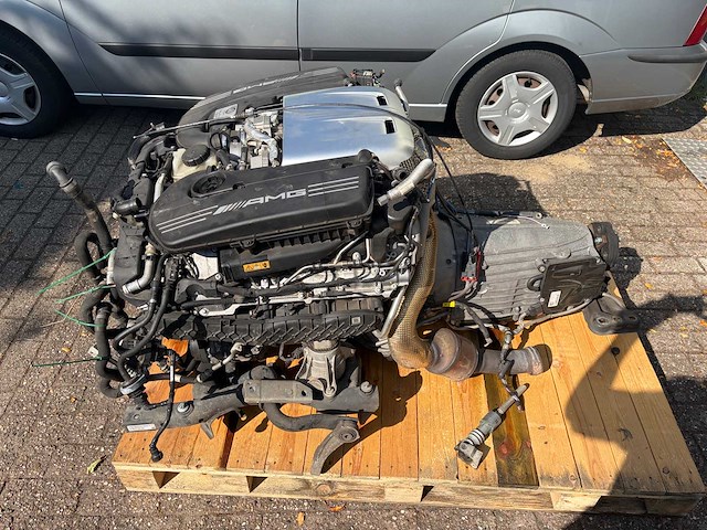 Mercedes 2015 m177.980, 3.982 cc v8 biturbo. - afbeelding 12 van  22
