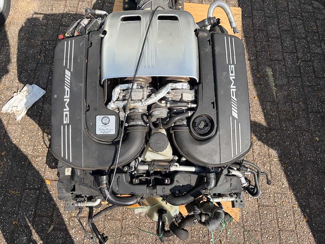 Mercedes 2015 m177.980, 3.982 cc v8 biturbo. - afbeelding 22 van  22