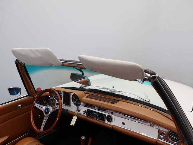 Mercedes 230 sl pagode 1967 - afbeelding 19 van  44