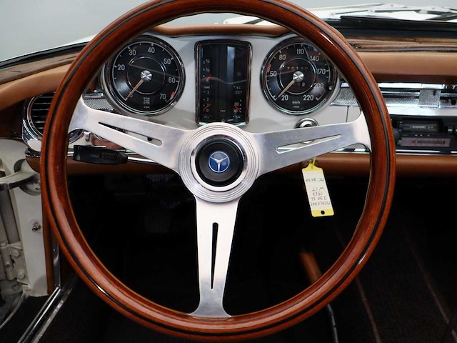 Mercedes 230 sl pagode 1967 - afbeelding 24 van  36