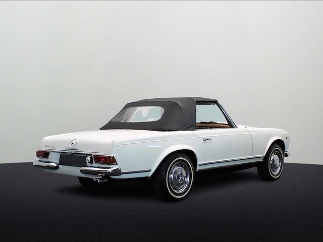 Mercedes 230 sl pagode 1967 - afbeelding 17 van  53