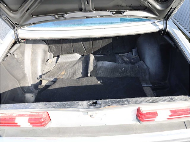 Mercedes 240 d w123 1979 - afbeelding 8 van  13