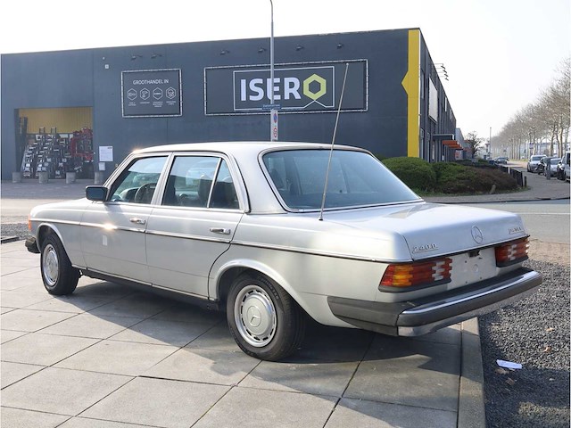 Mercedes 240 d w123 1979 - afbeelding 16 van  20