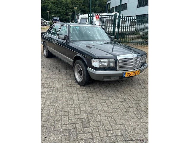Mercedes 500 sel – unieke schuurvondst - afbeelding 1 van  11