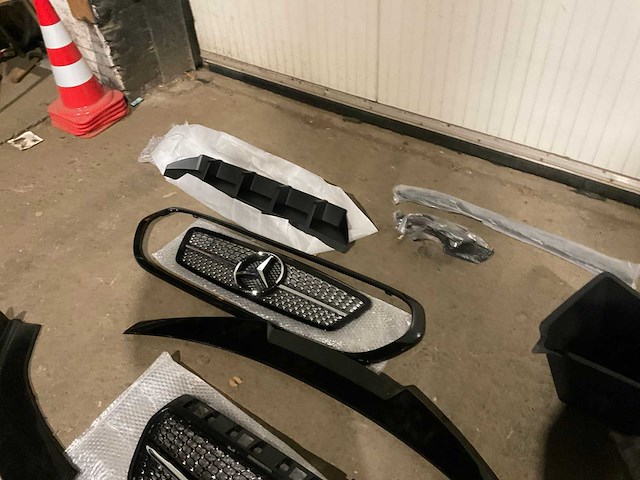 Mercedes accesoires bodykit - afbeelding 2 van  10
