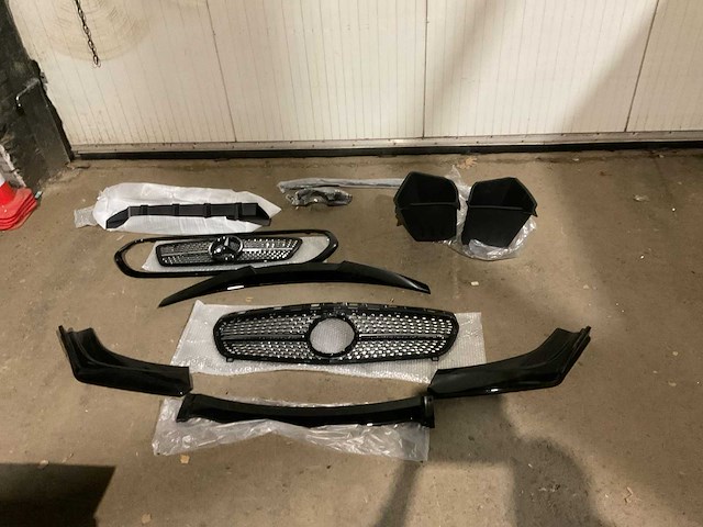 Mercedes accesoires bodykit - afbeelding 3 van  10