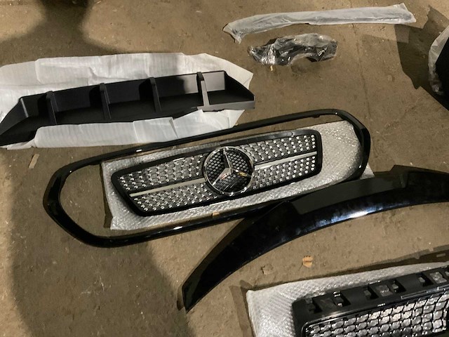 Mercedes accesoires bodykit - afbeelding 5 van  10