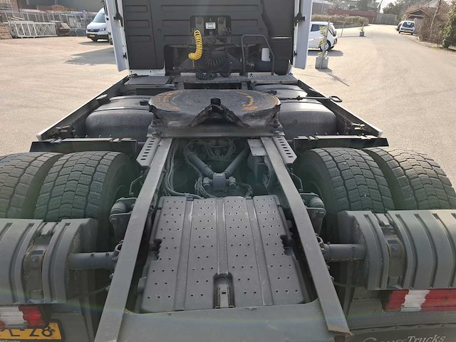 Mercedes actros 1844 4x2 trekker mercedes vrachtwagen - afbeelding 36 van  38