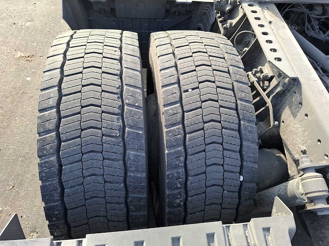 Mercedes actros 1844 4x2 trekker mercedes vrachtwagen - afbeelding 10 van  12