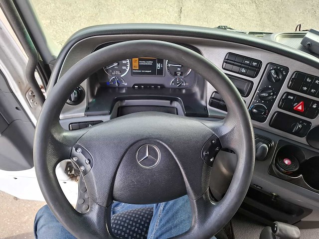 Mercedes actros 1844 4x2 trekker mercedes vrachtwagen - afbeelding 2 van  24