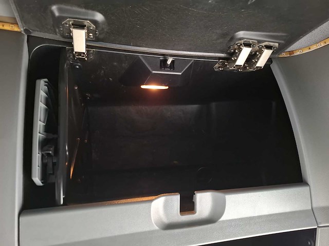 Mercedes actros 1844 4x2 trekker mercedes vrachtwagen - afbeelding 9 van  33