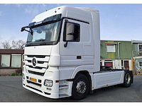 Mercedes actros 1844 4x2 trekker mercedes vrachtwagen