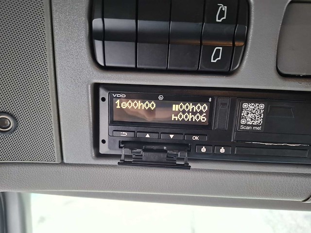 Mercedes actros 1844 4x2 trekker mercedes vrachtwagen - afbeelding 11 van  33