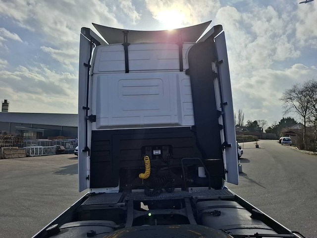 Mercedes actros 1844 4x2 trekker mercedes vrachtwagen - afbeelding 30 van  33