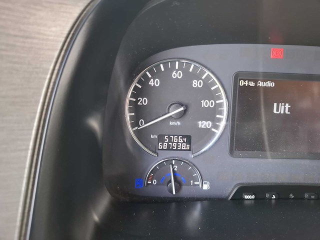 Mercedes actros 1844 4x2 trekker mercedes vrachtwagen - afbeelding 11 van  28