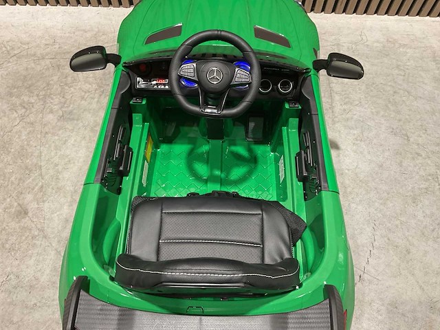 Mercedes amg gt r groen elektrische kinderauto - afbeelding 28 van  59