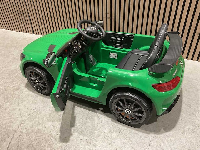 Mercedes amg gt r groen elektrische kinderauto - afbeelding 26 van  42