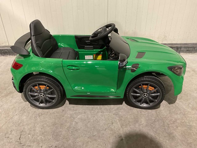 Mercedes amg gt r groen elektrische kinderauto - afbeelding 34 van  42