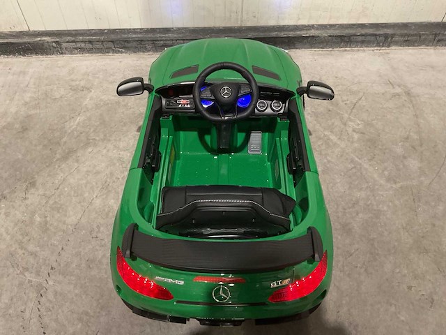 Mercedes amg gt r groen elektrische kinderauto - afbeelding 39 van  42