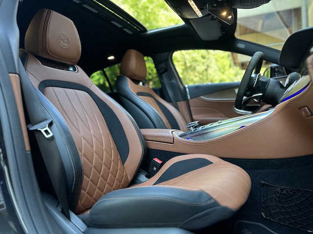 Mercedes-amg gt63s 4matic+ premium 4-door coupe 4.0 v8 639pk 2019 (origineel-nl) mercedes-benz, nl-kenteken - afbeelding 39 van  48