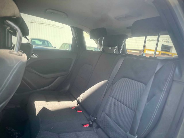 Mercedes b-klasse 220 d ambition , xt-508-g - afbeelding 9 van  12