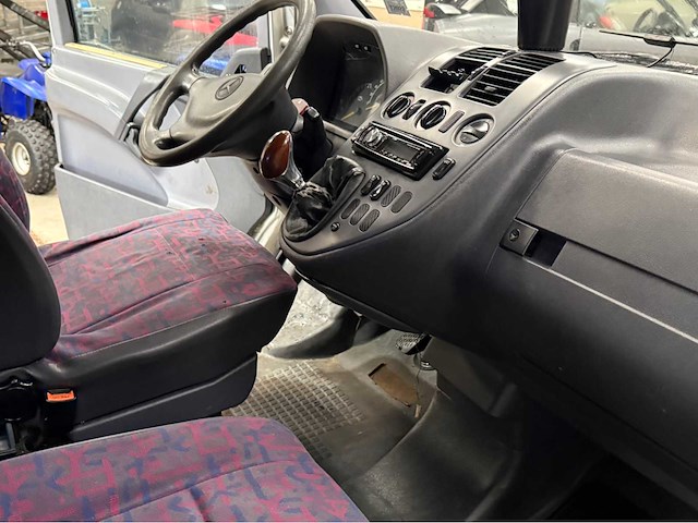 Mercedes-benz - 112 cdi - camper - 1999 - afbeelding 17 van  27