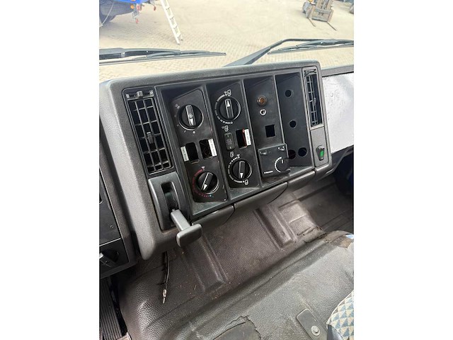 Mercedes benz - 1224 4x4 - vrachtwagen - afbeelding 6 van  31
